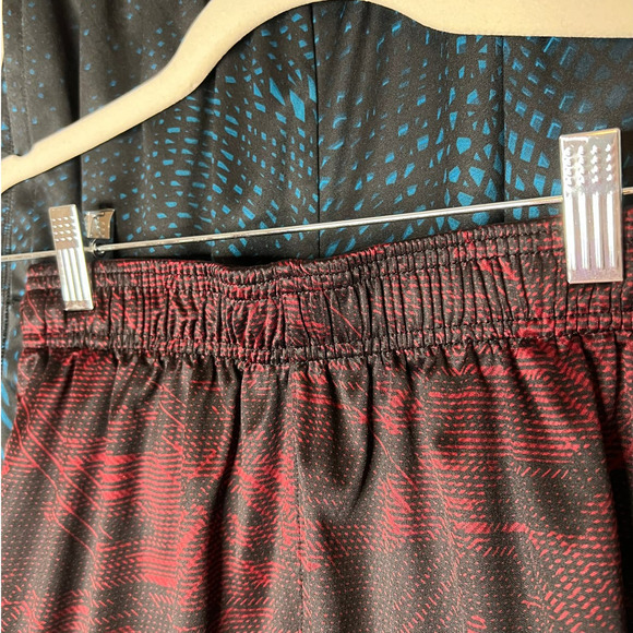 Champion Men's Shorts Size M Blue and Black Duo Dry and Red and Black Shorts - Picture 4 of 9